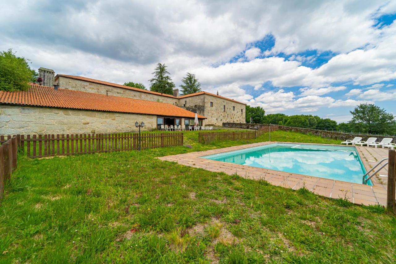 Casa Rural Pazo San Damian Amoeiro Bagian luar foto