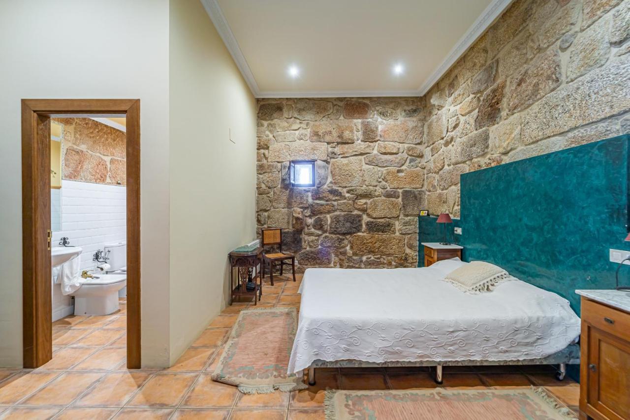 Casa Rural Pazo San Damian Amoeiro Bagian luar foto
