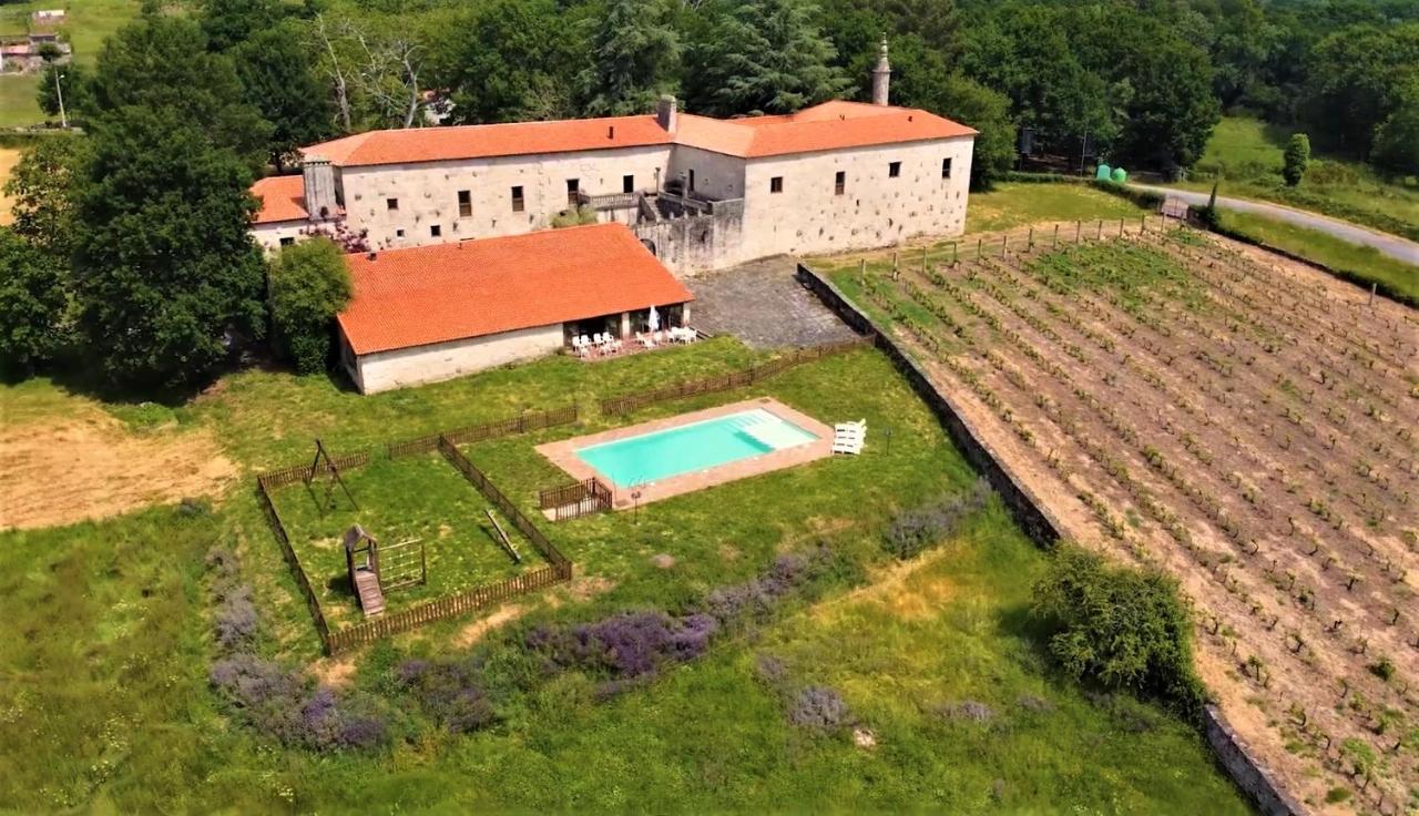 Casa Rural Pazo San Damian Amoeiro Bagian luar foto