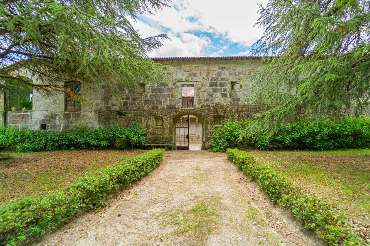 Casa Rural Pazo San Damian Amoeiro Bagian luar foto