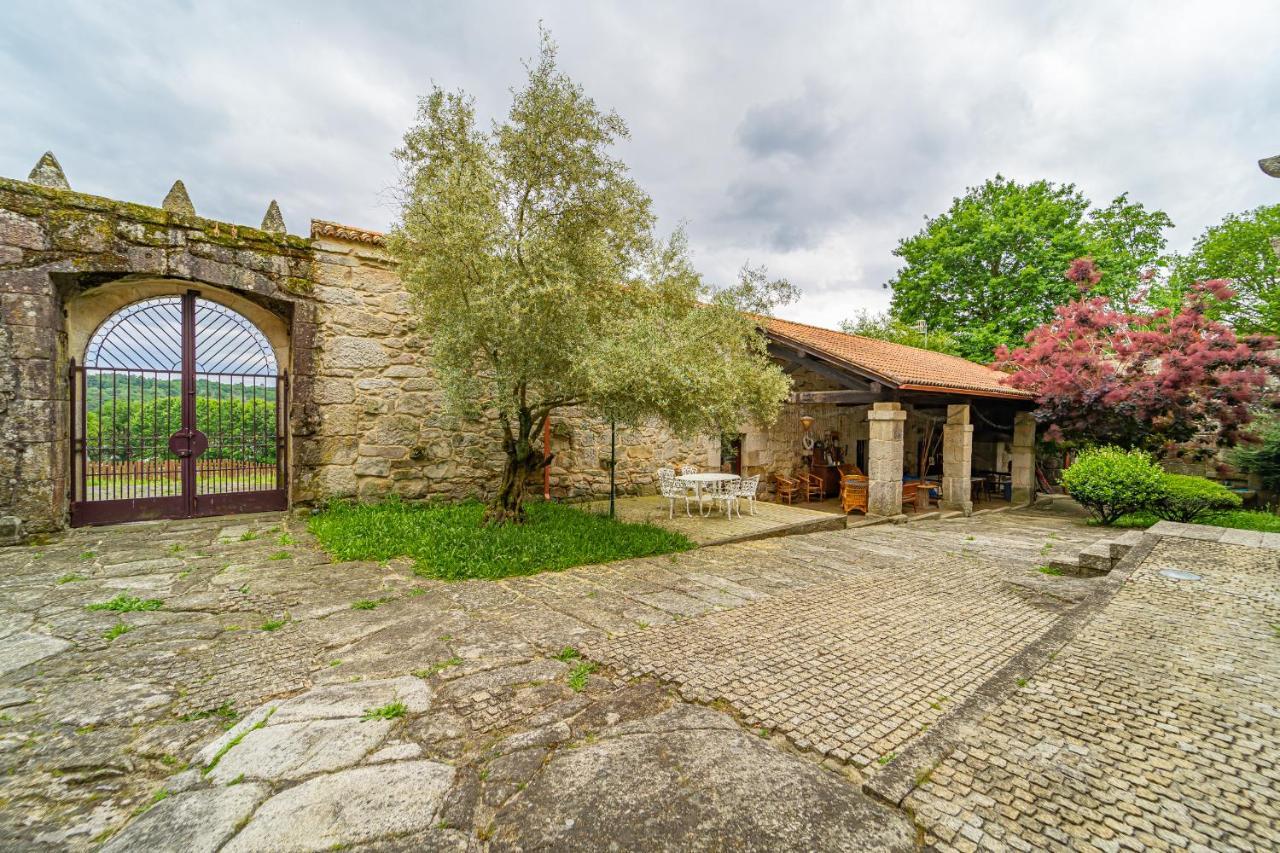 Casa Rural Pazo San Damian Amoeiro Bagian luar foto