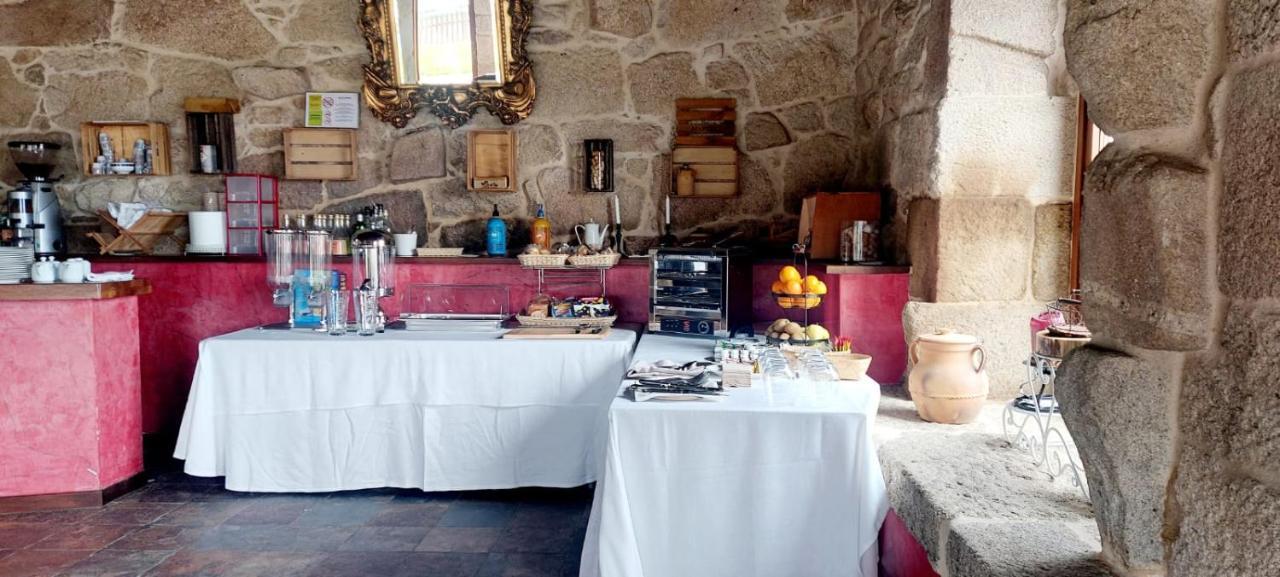 Casa Rural Pazo San Damian Amoeiro Bagian luar foto