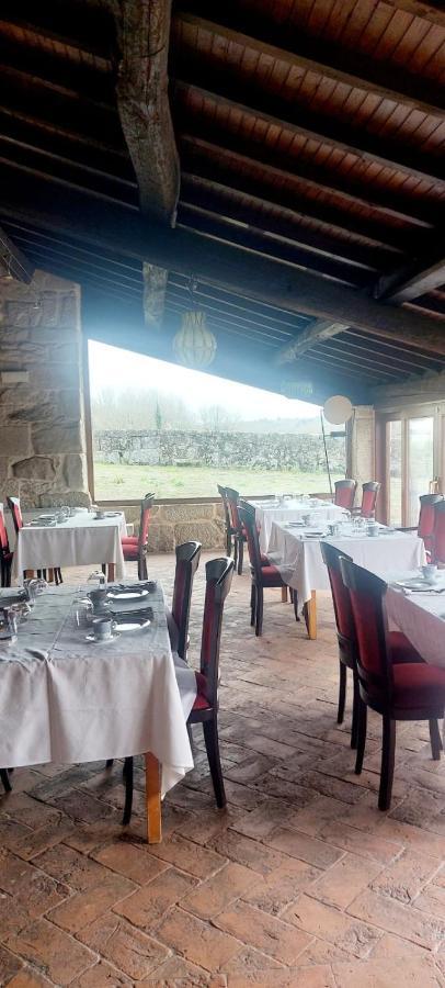 Casa Rural Pazo San Damian Amoeiro Bagian luar foto